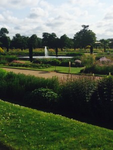 picture of the gardens in trentham gardens